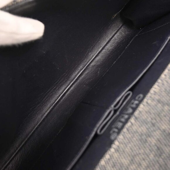 Chanel Gray Canvas Choco Bar Shoulder Bag AQ00355 - Picture 9 of 10